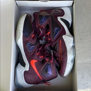 Lebron XIII Basketball Shoes